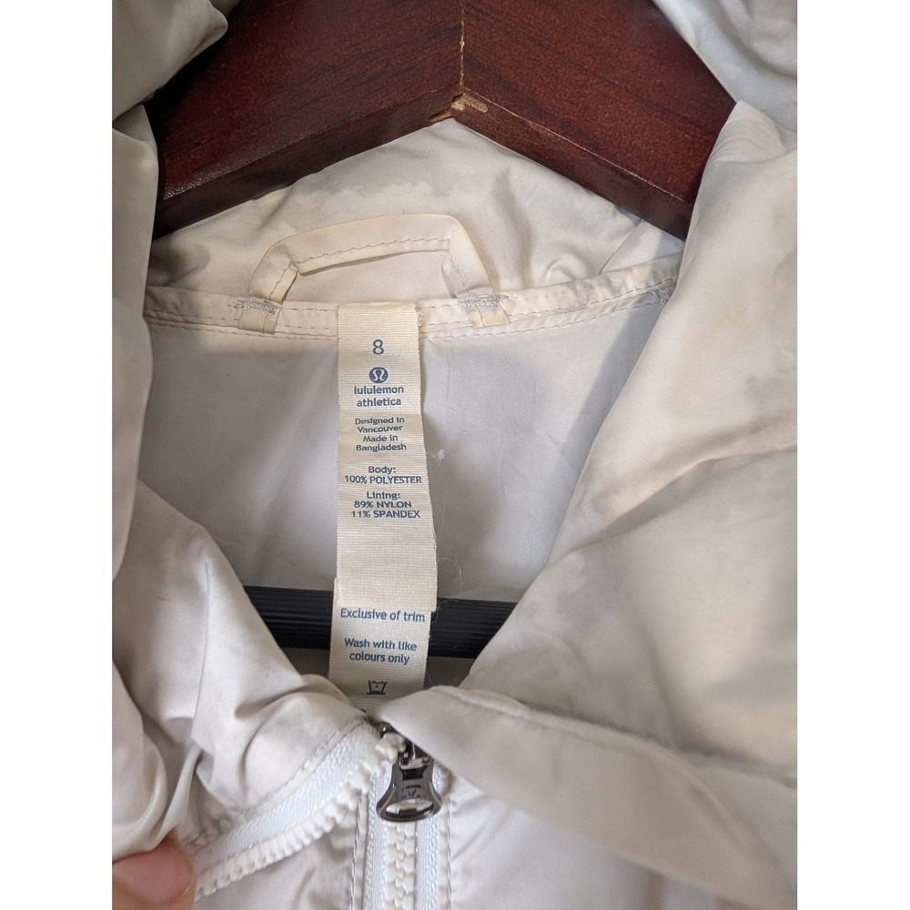 Lululemon Windbreaker Jacket Womens 8 Beige Polyester Hooded Reflective Print - Picture 2 of 8